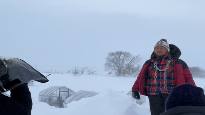 極寒の北海道でロケ。